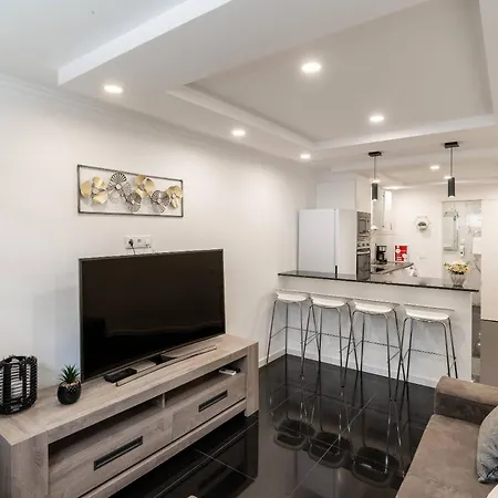 아파트 Tranquilidade, Quiet In Center