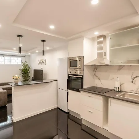 Tranquilidade, Quiet In Center * 푼샬