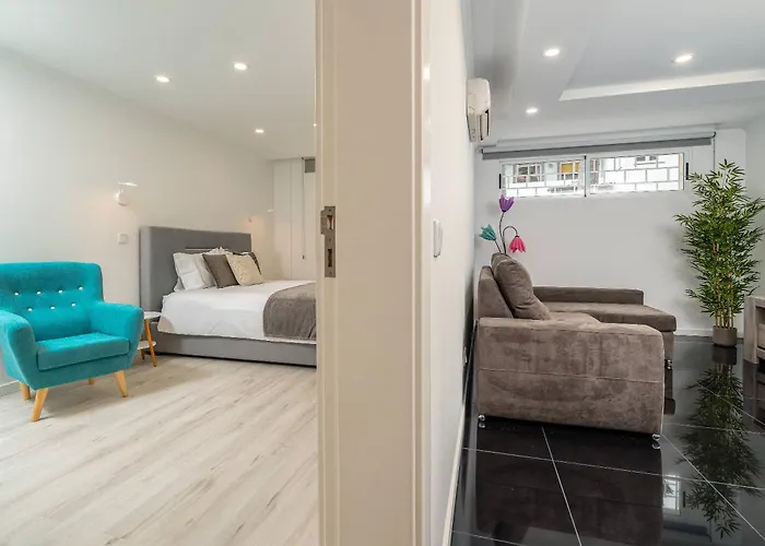 Tranquilidade, Quiet In Center * Funchal (Madeira)